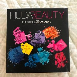 Huda Beauty Electric Obsessions Palette
